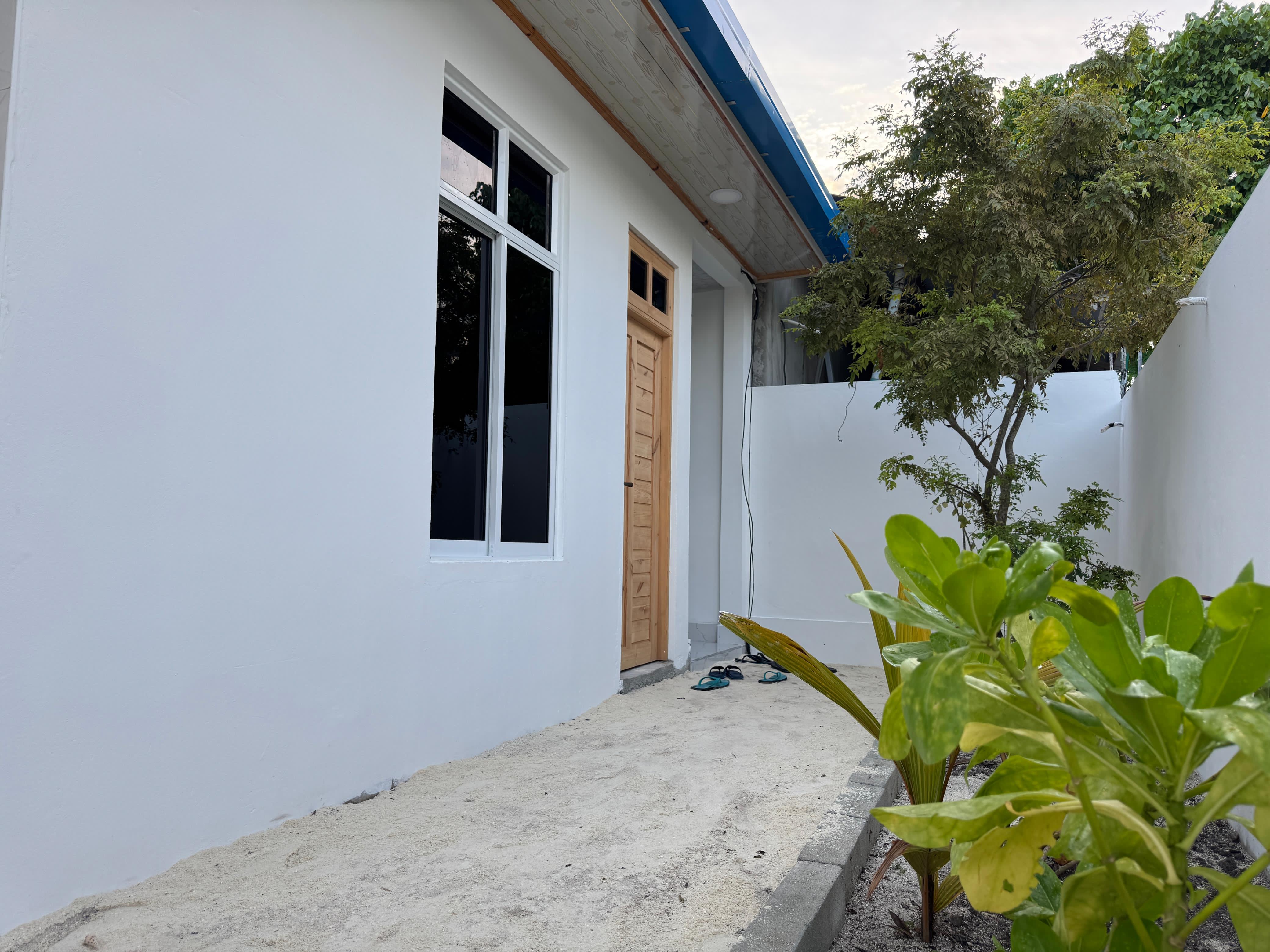 Reethi Stay Guesthouse Minimalist Exterior Architectural Framing